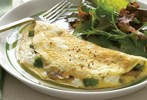 Omelette aux champignons, au brocoli et au feta