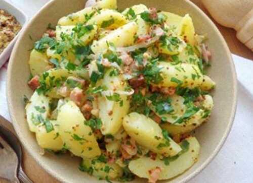 Salade de Pommes de Terre aux Lardons à la Moutarde