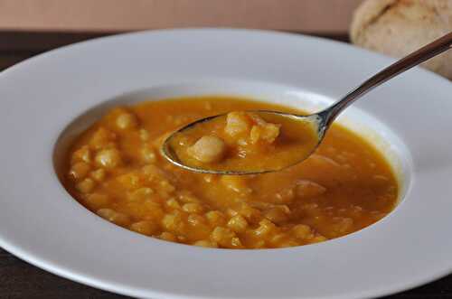 Soupe de pois chiches aux crevettes