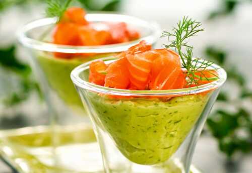 Verrine de mousse d'avocats et saumon fumé légère