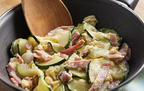 Œufs Brouillés aux Courgettes et Jambon