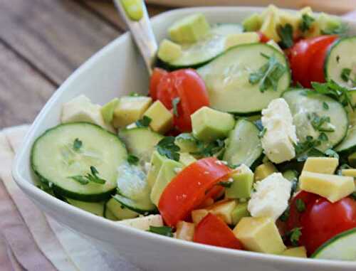 Salade Légère à l’Avocat et Feta