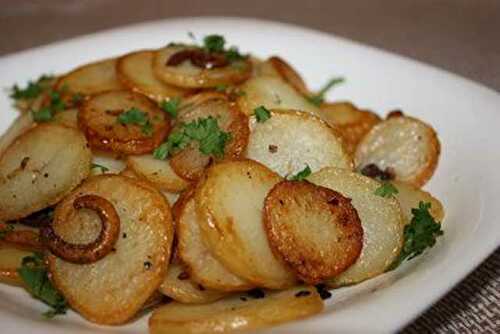 Pommes de Terre à la Lyonnaise