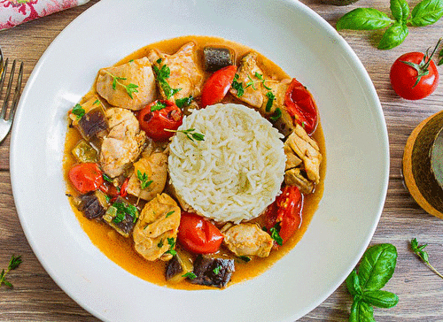 Poulet à l’Aubergine et Tomates Cerises