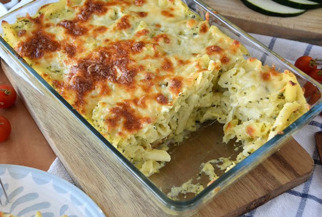 Gratin des Pâtes à la Sauce aux Courgettes