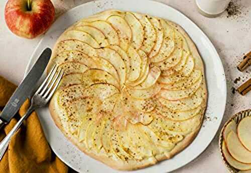 Flammekueche Sucrée aux Pommes