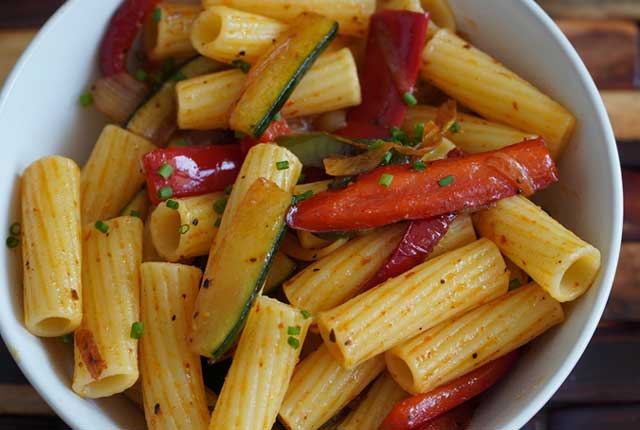 Pâtes aux Courgettes et Poivrons