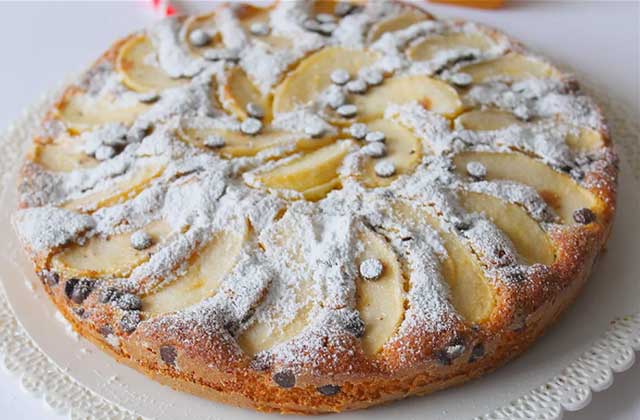 Gâteau Fondant Pommes et Pépites de Chocolat