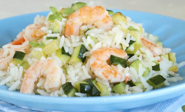 Salade de Riz aux Courgettes et Crevettes