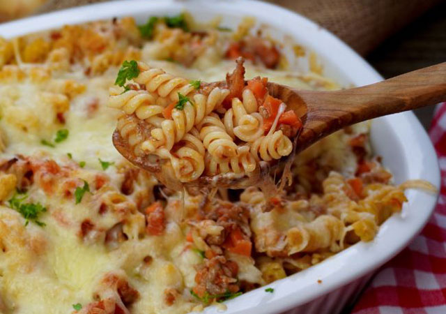 Gratin de Pâtes à la Viande Hachée et Légumes WW