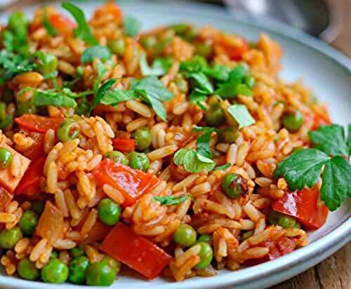 Riz à la Sauce Tomate et aux Légumes