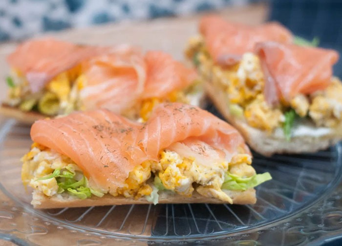 Toasts au Saumon Fumé