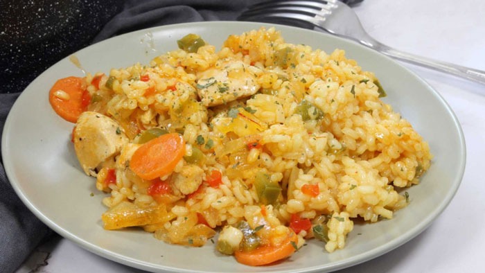 Riz au Poulet et aux Légumes
