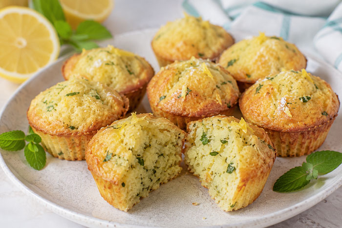 Muffins légers au citron et menthe fraîche