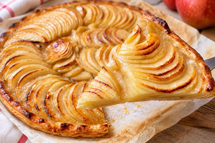 Tarte Fine aux Pommes Légère et Croustillante