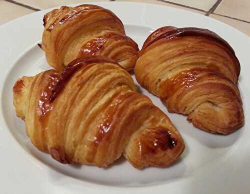 Croissants au beurre et pains au chocolat