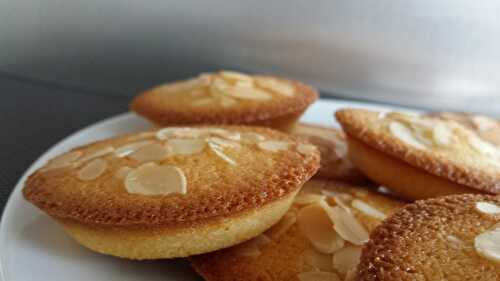 Financiers aux amandes ou noisettes