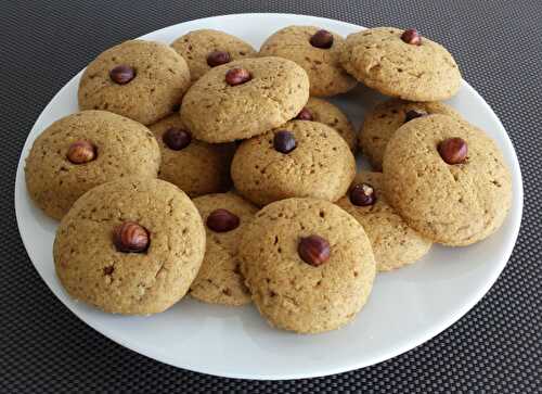 Petits biscuits à la noisette