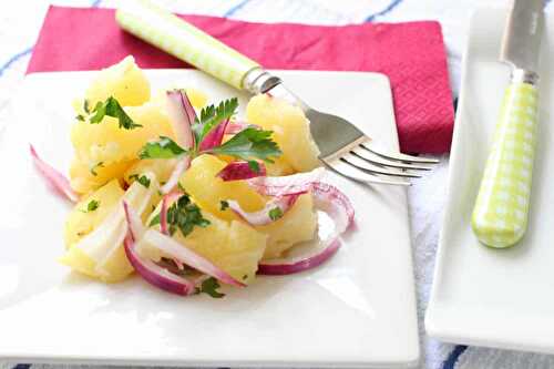Pommes de terre au beurre - entrée pour votre plat.