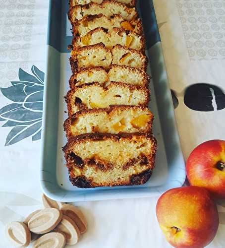 Cake au yaourt à la grecque, aux nectarines et au chocolat Dulcey- Bataille Food #81