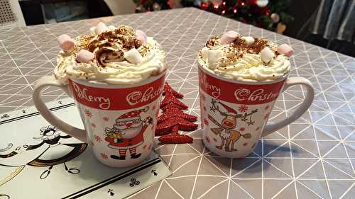 Chocolat chaud gourmand au beurre de cacahuètes