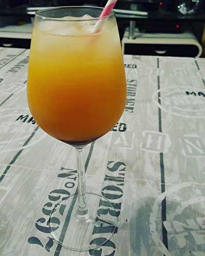 Cocktail mangue banane orange