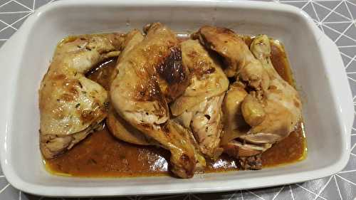 Cuisses de poulet à l'orange et à l'oignon