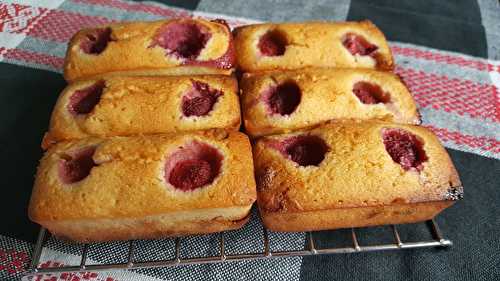 Financiers au chocolat blanc et framboises au Cake Factory