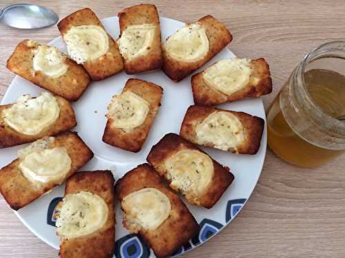 Financiers salés au chèvre et miel