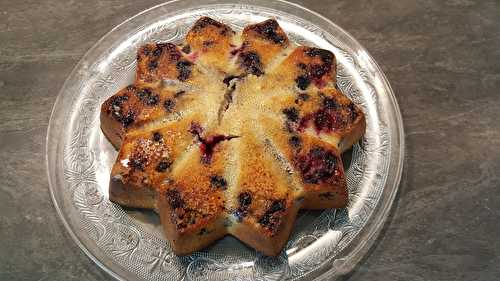 Gâteau au petit lait aux fruits rouges