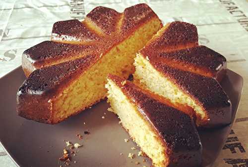 Gâteau au yaourt à la grecque,  à la noix de coco