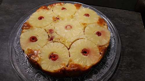 Gâteau framboises ananas