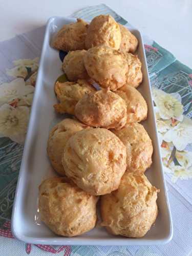 Gougères au cheddar