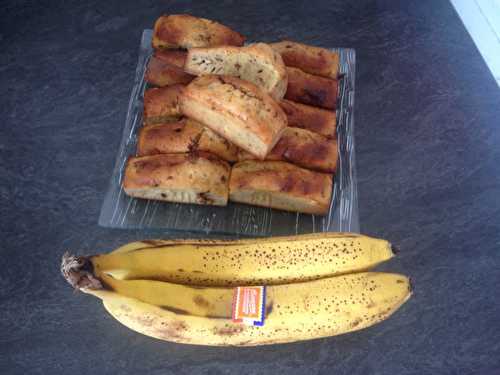 Mini cake moelleux à la banane et pralinoise - Popote de petit_bohnium