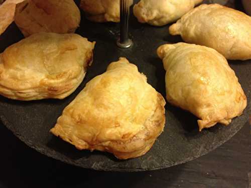 Mini chaussons au boeuf aux épices colombo