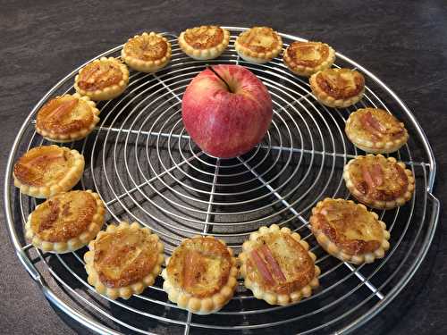 Mini tartelettes aux pommes à la cannelle