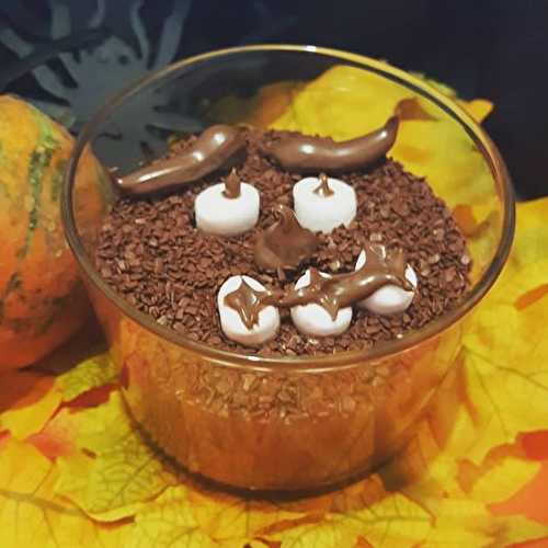 Monstre chocolaté (mousse au chocolat au jus de pois chiches)