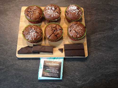 Muffins choco banane au chocolat fondant à la spiruline et fleur de sel