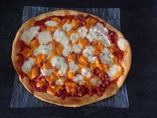 Pizza mimolette/jambon