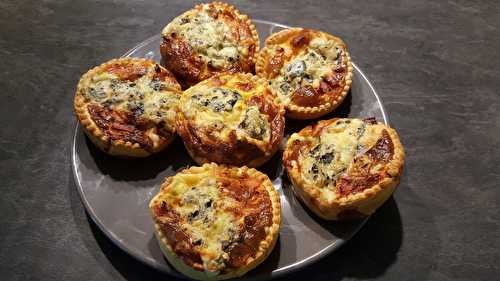 Quiches jambon et fourme d'Ambert