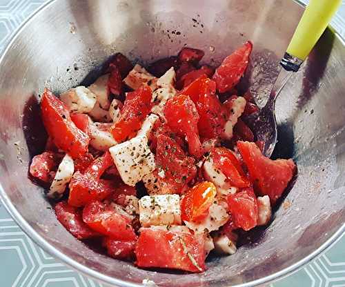 Salade de tomate, féta et mozarelle