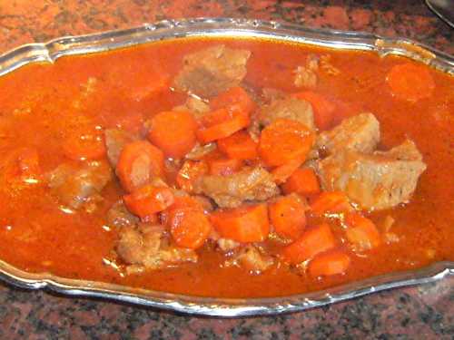 Sauté de veau à la tomate