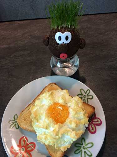 Toast Cloudy Egg