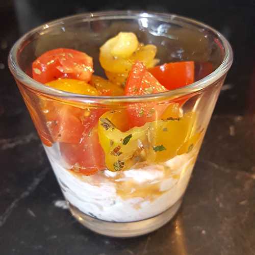 Verrines de surimi au Boursin, et son duo de tomates cerises vinaigré