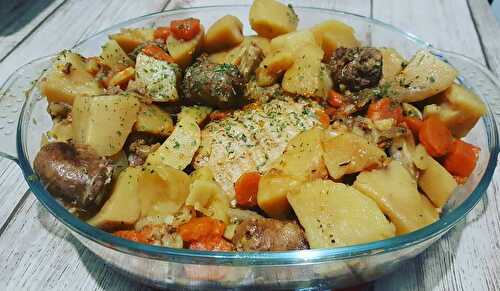 Rôti de porc aux saucisses, pommes de terre et carottes au Cookéo