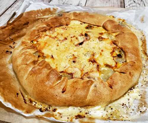 Tarte rustique oignons et raclette