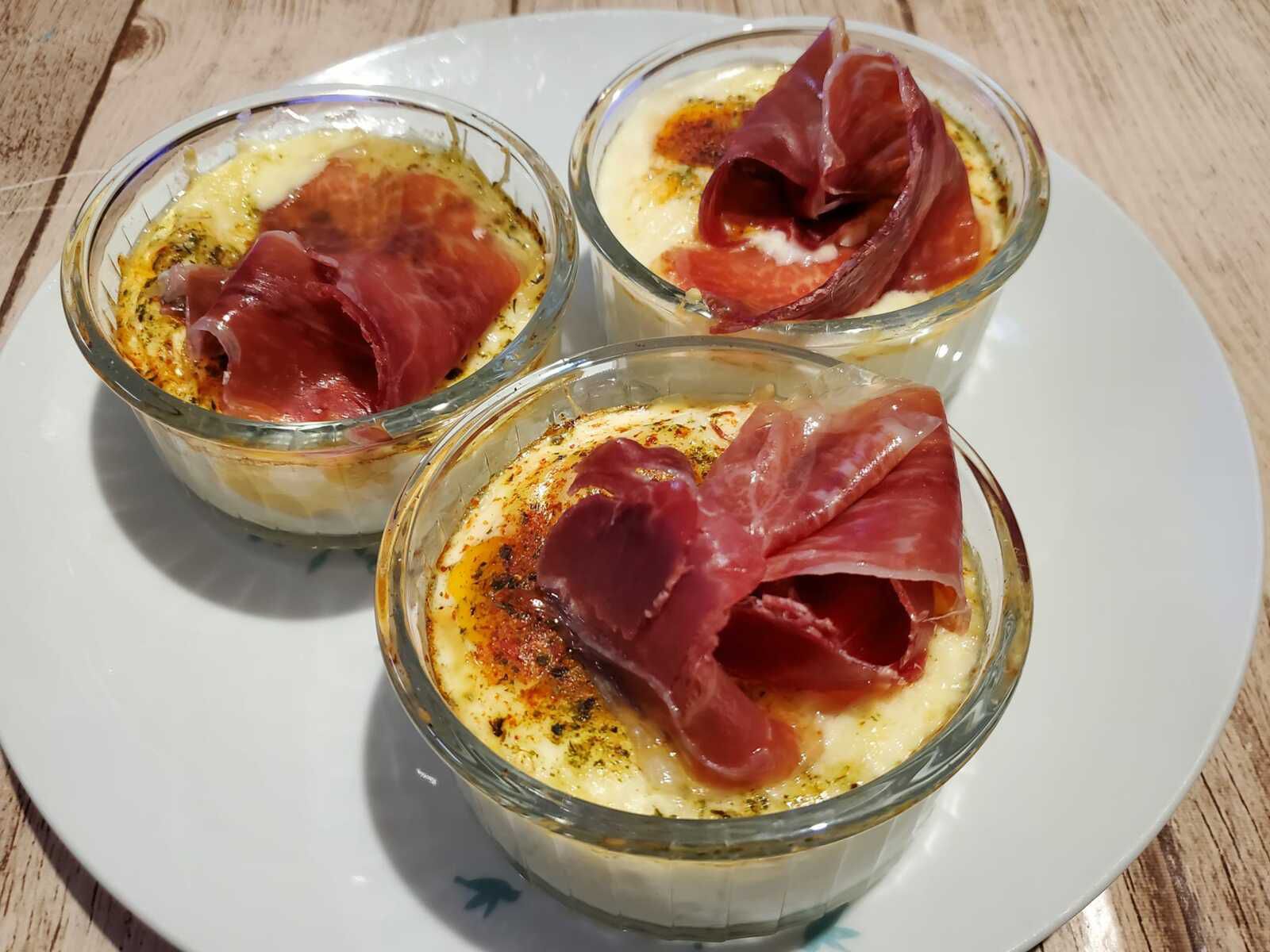 Oeuf cocotte au jambon Serrano 