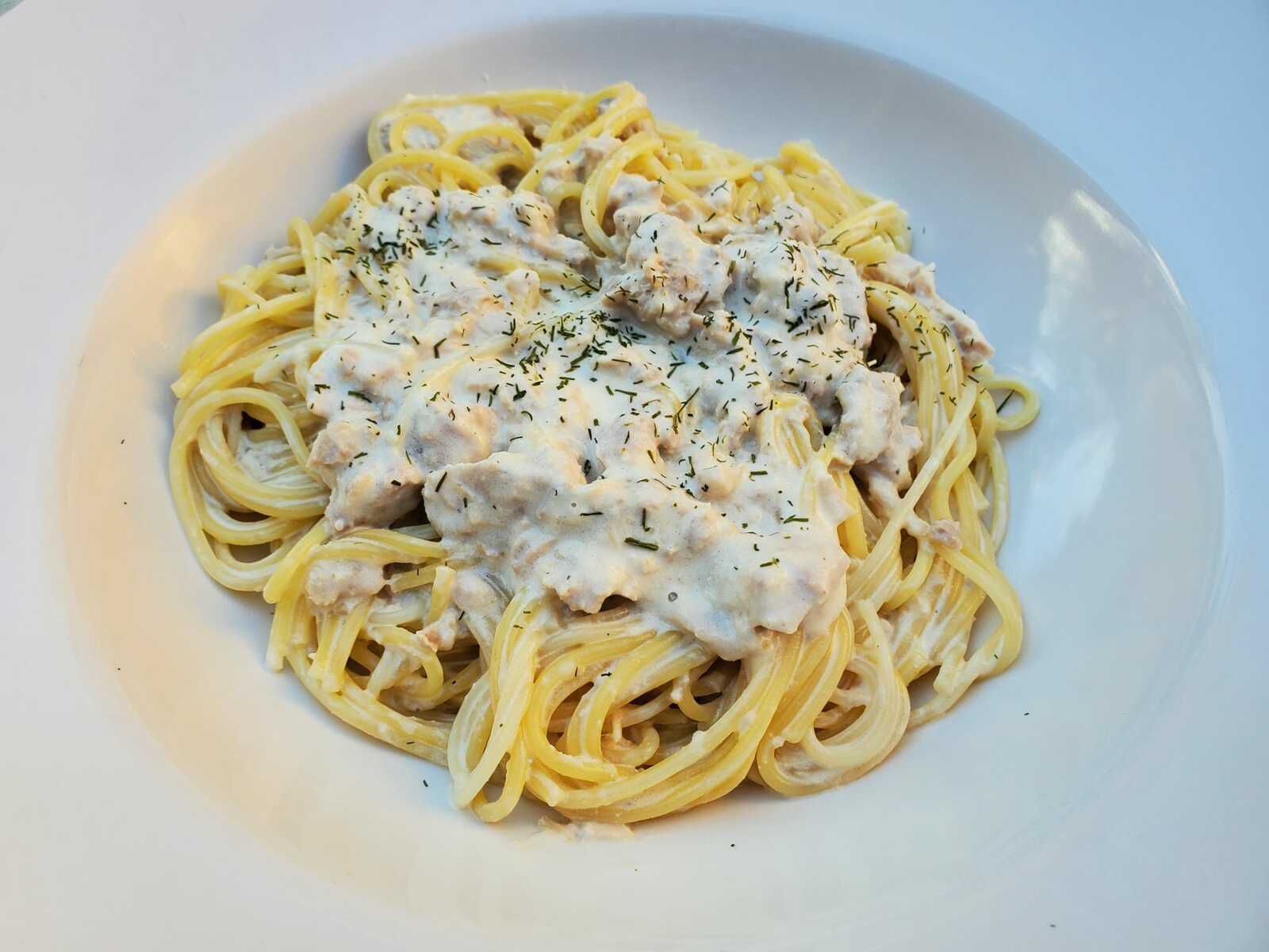 Spaghetti au thon façon carbonara