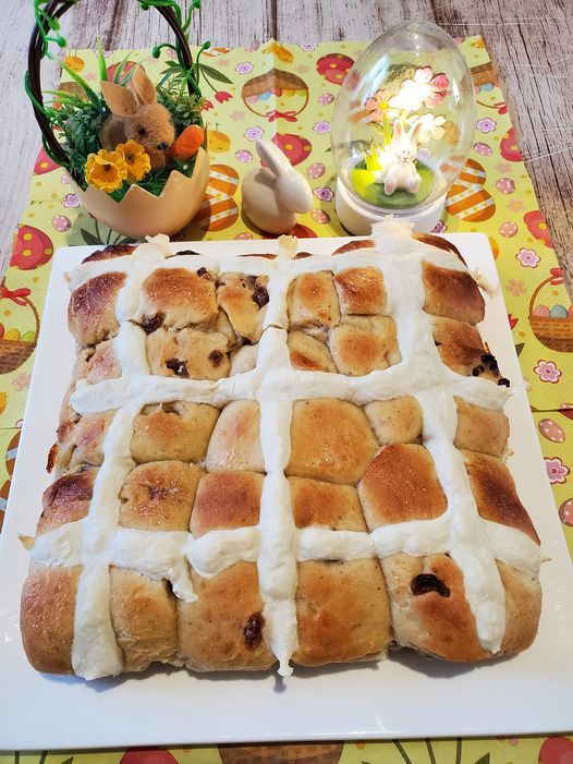 Hot cross buns