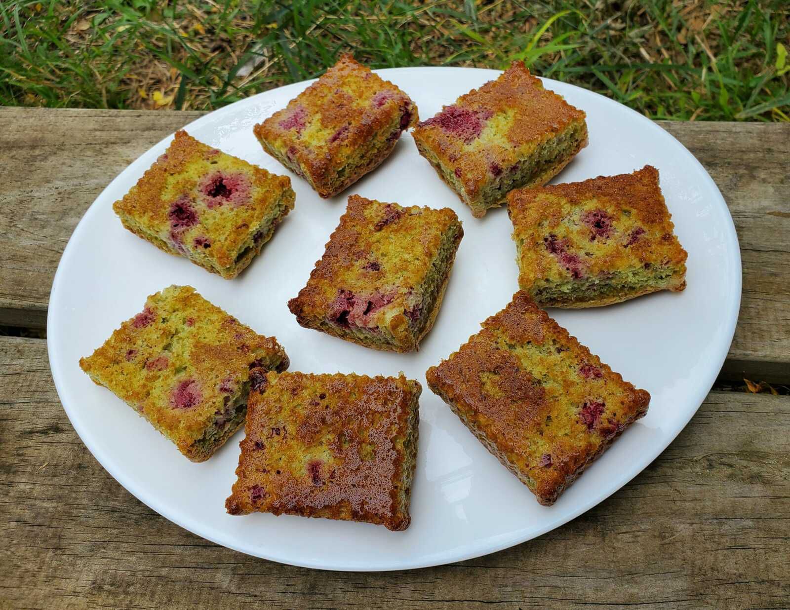 Moelleux aux framboises et pistache